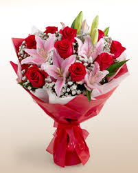 Envio y venta de flores ,rosas, plantas,arreglos florales ,regalos y desayunos a domicilio con delivery gratis en la Ciudad Autonoma de Buenos Aires y con costo de env�o en localidades del Gran Buenos Aires asi como delivery de flores y plantas a trav�s de florerias asociadas en todas las provincias de la Argentina, Buenos Aires, la Pampa, Tucuman, La Rioja, R�o Negro, Entre Rios, Corrientes, Misiones, Neuquen, Chubut, Tierra del Fuego, Santa Cruz, San Luis, Mendoza, Cordoba, Jujuy, Formosa, Santiago del Estero, Salta, Chaco, Catamarca ,San Juan, y ademas realizamos el delivery de flores ,coronas,palmas , plantas y regalos a todas las ciudades de Argentina, Mar del Plata, C�rdoba, Buenos Aires, con cargo en Santa Rosa, La Plata, Bella Vista, Neuquen, Pilar, Paran�, Posadas, Resistencia, Cipolleti y mas de 300 ciudades y localidades en todo el territorio de nuestro pa�s, asi como tambien tenemos la posibilidad de enviar flores a casi todo el mundo en cuestion de horas